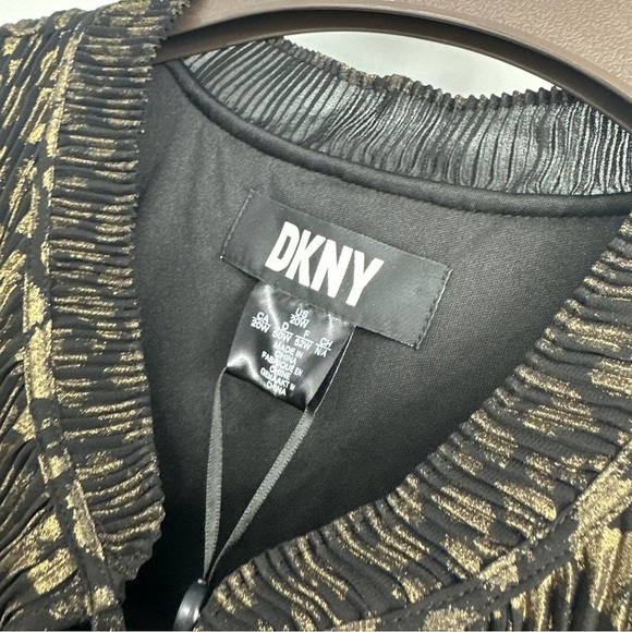 New DKNY Plus Size 20W Leopard-Print Tie-Neck Pleated Dress NWT - Picture 3 of 7